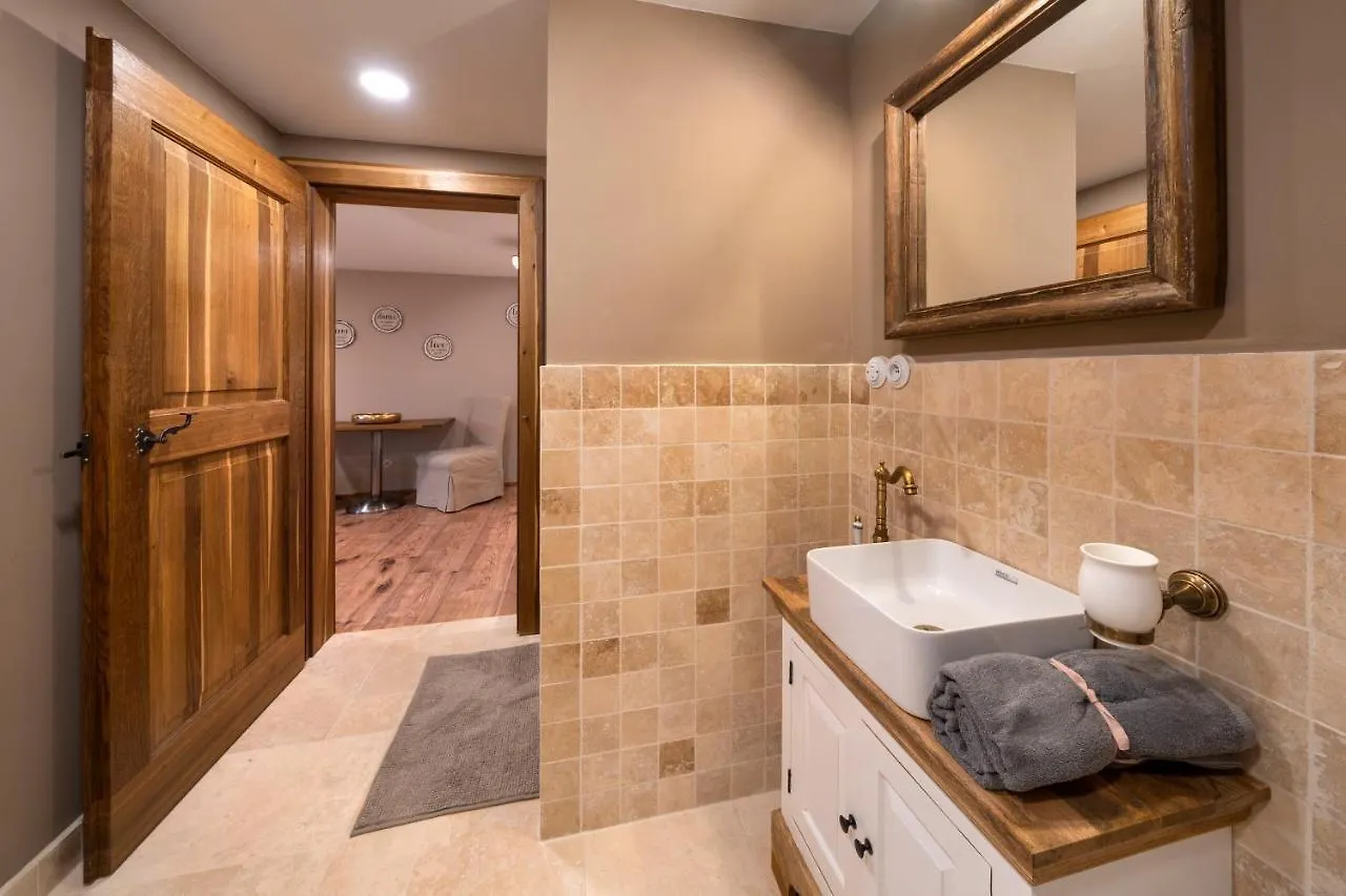 Apartment Prague West - Studio Chyne Terrace Czech Republic